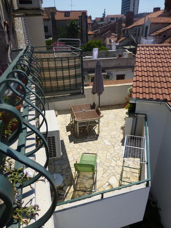 Apartment Elena Rooms Split Exterior foto