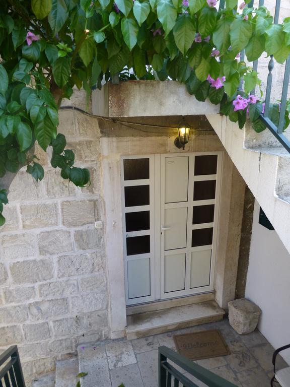 Apartment Elena Rooms Split Exterior foto