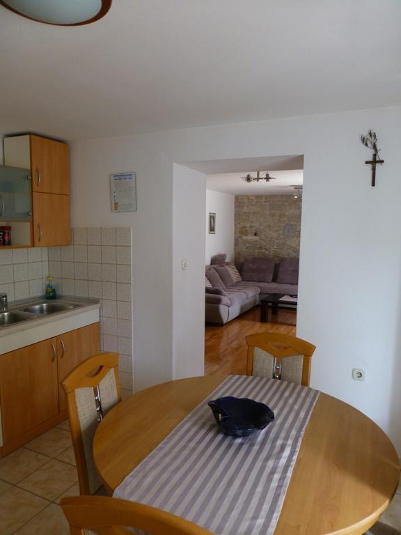 Apartment Elena Rooms Split Exterior foto