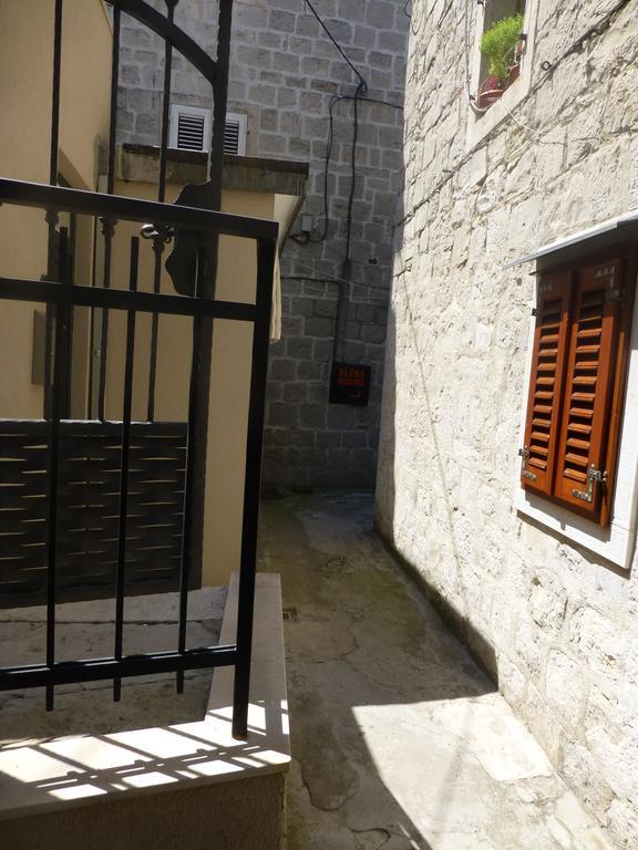 Apartment Elena Rooms Split Exterior foto