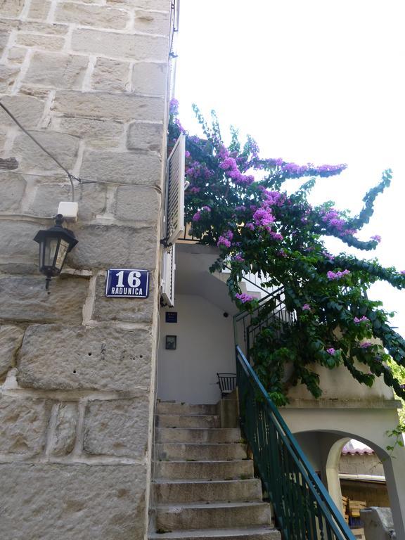 Apartment Elena Rooms Split Exterior foto