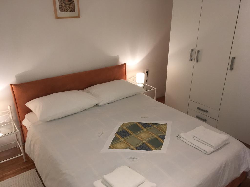 Apartment Elena Rooms Split Exterior foto